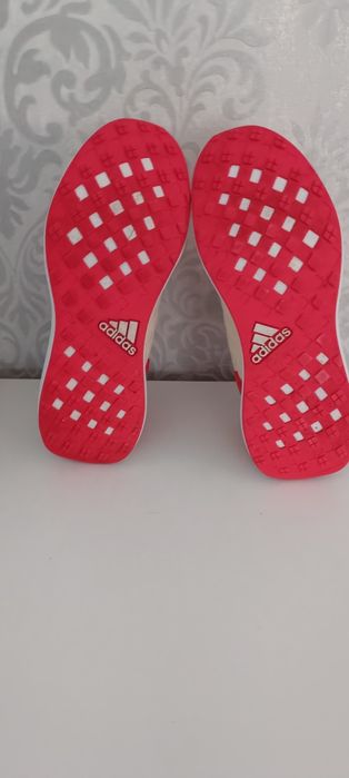 Buty sportowe Adidas damskie