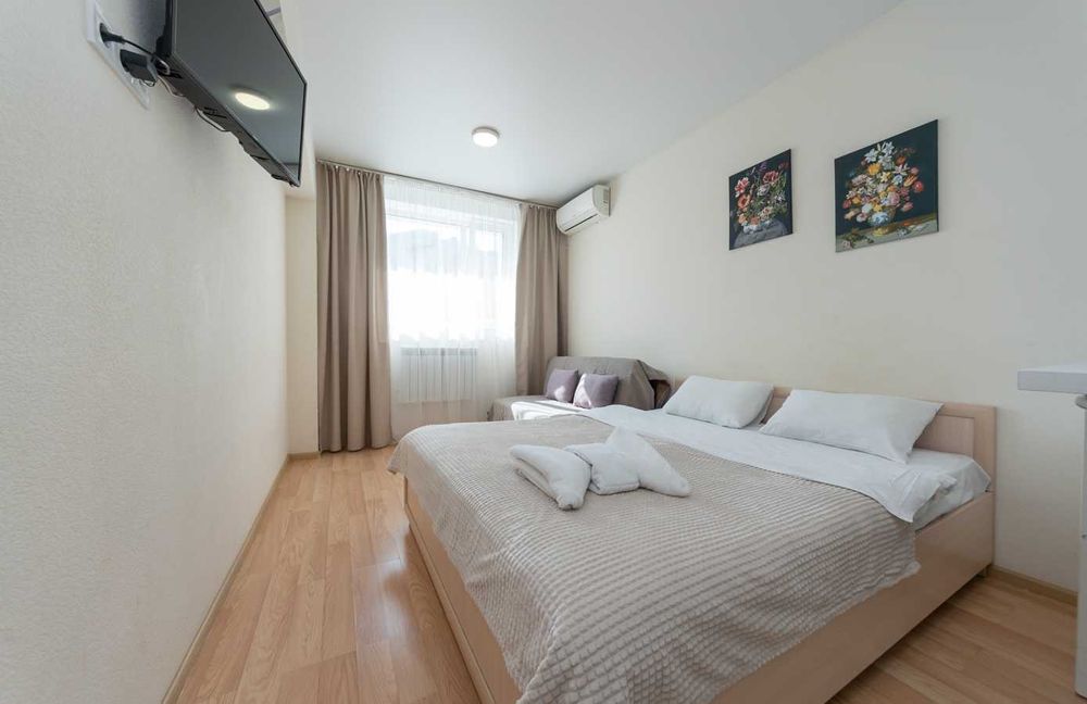 Здам подобово затишні апартаменти, біля метро.