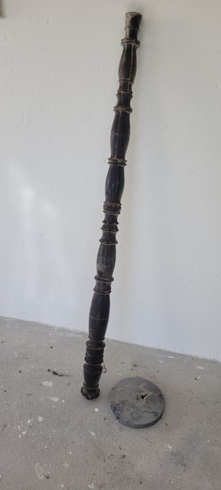 Candeeiro em pau preto