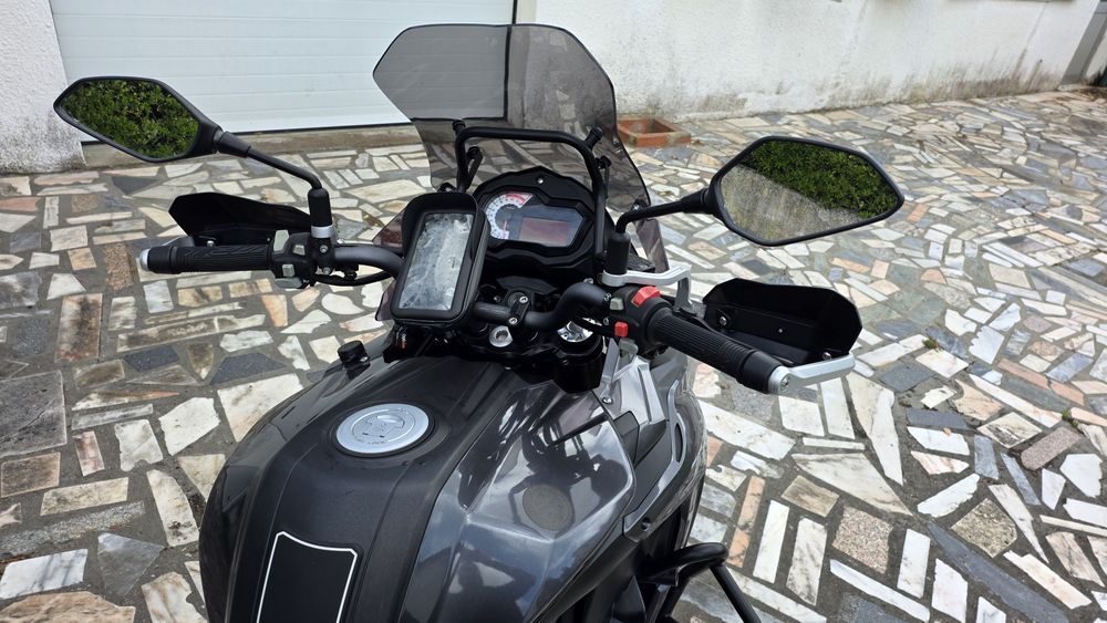 Benelli TRK 502 - 2022 - 9000Kms