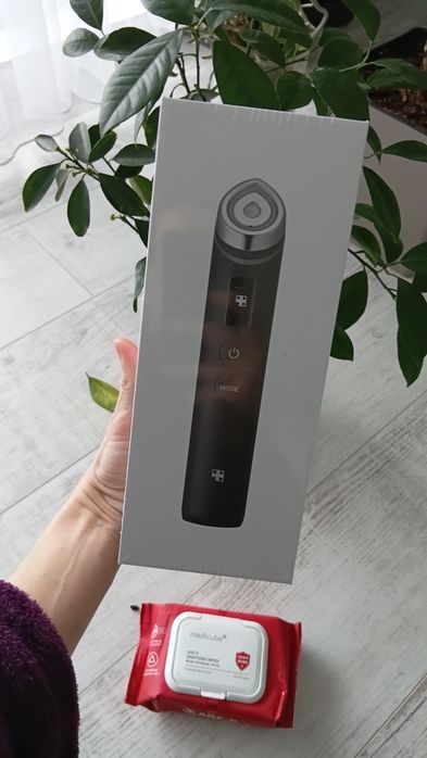Медікуб Medicube booster pro