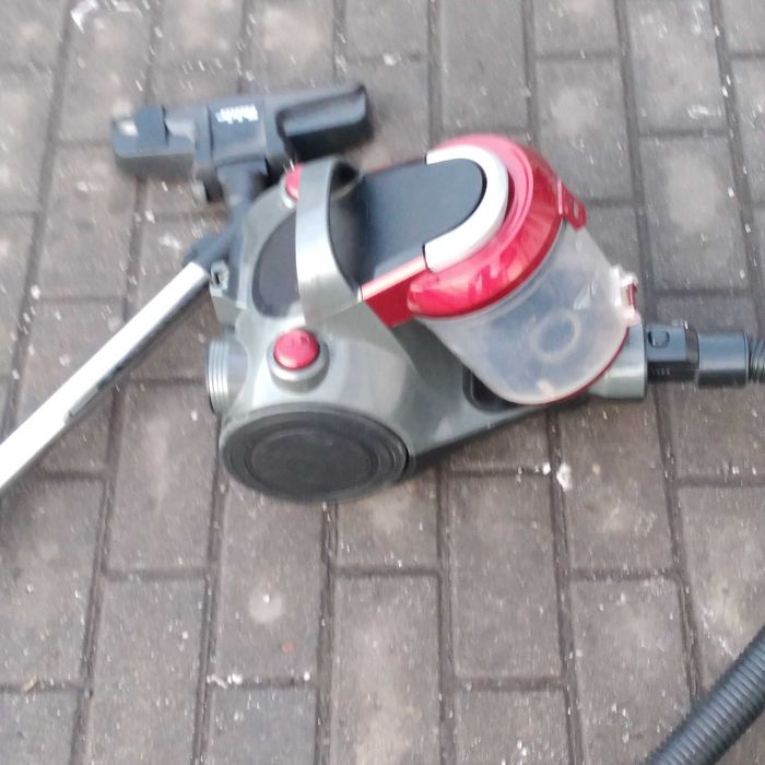 Odkurzacz bezworkowy FAKIR - 700W/ Polecam