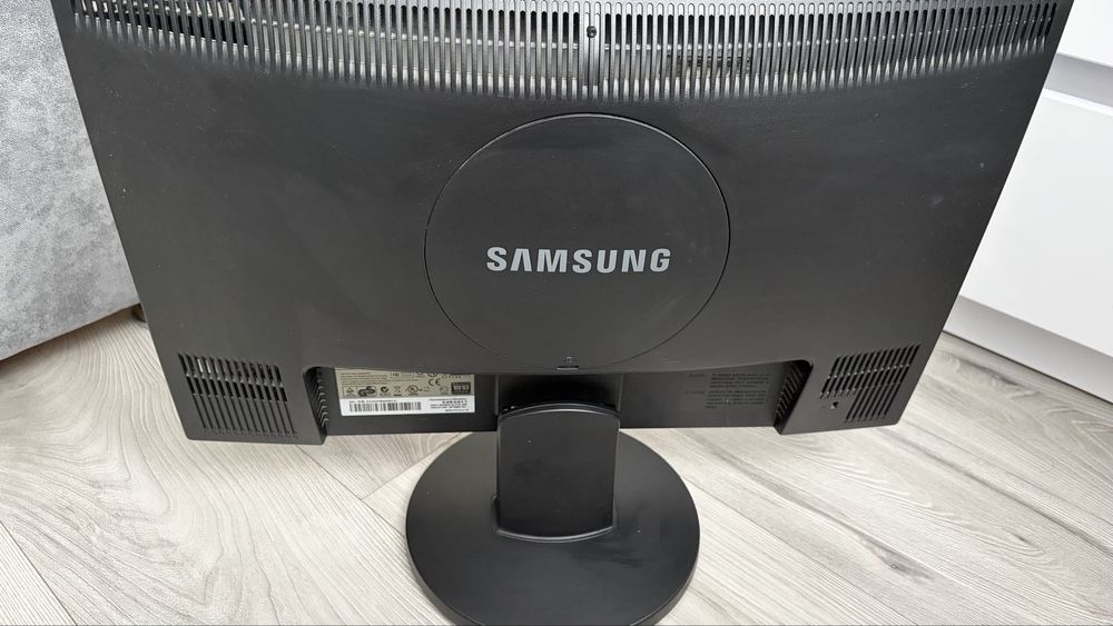 Монітор samsung 22дюйма