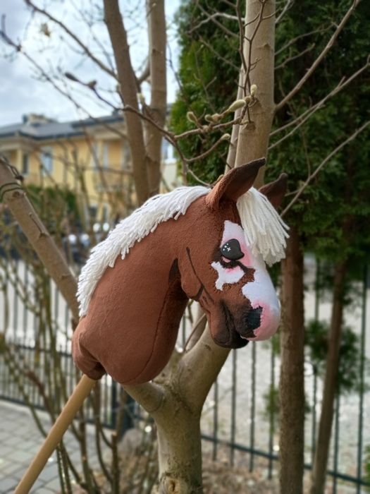 Hobby horse gniady