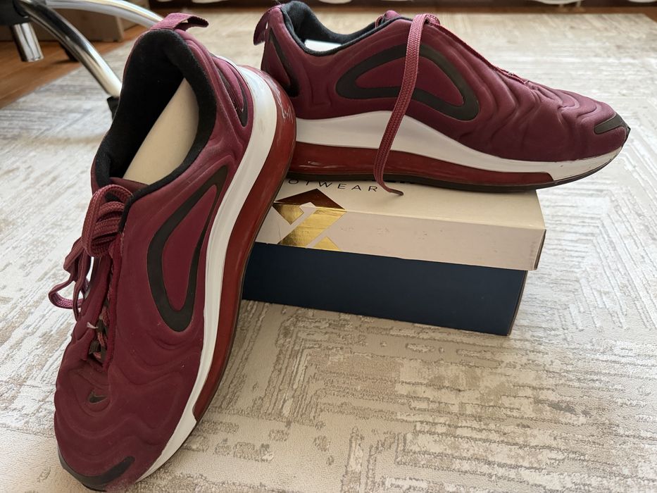 Продам кросівки Nike