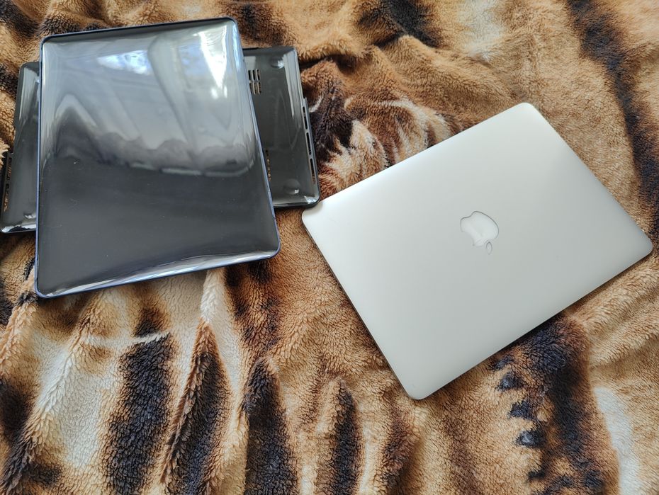 Macbook pro 13 retina 8/256 ssd