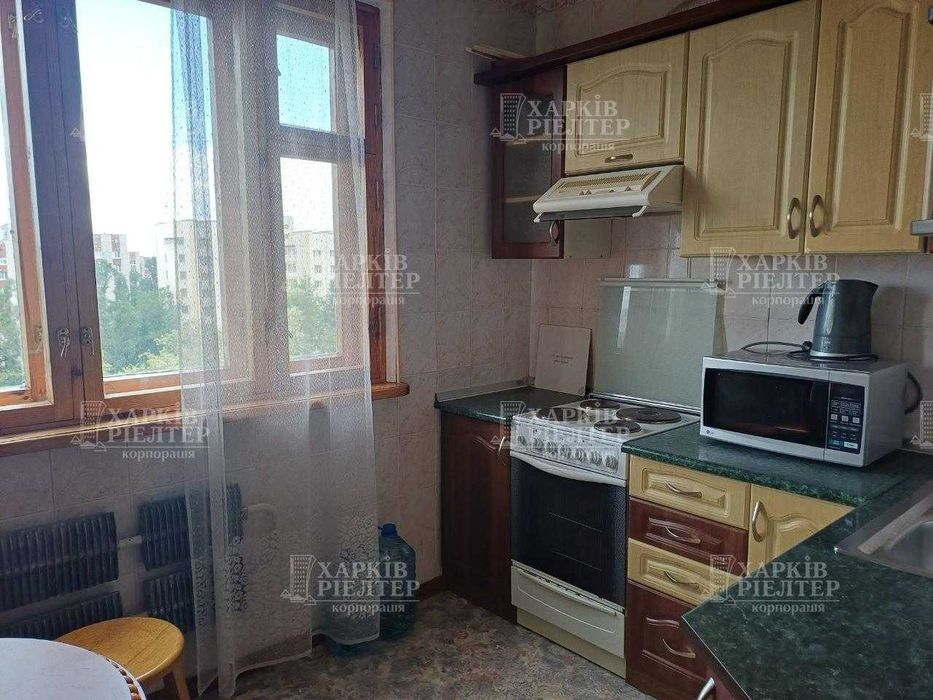 GA D2 продам 3 ком кв 71.3 м2  8/16  рядом со входом метро Перемога Алексеевка Харьков, полностью жилое состояние