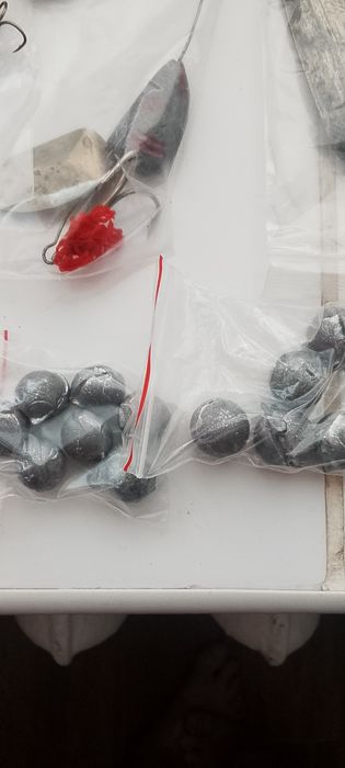 Снасти рыбацкие .