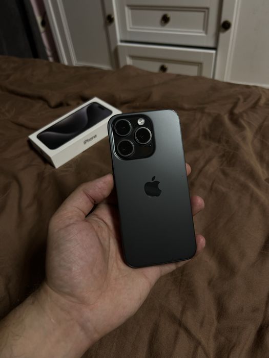 iPhone 15pro 128gb Titanium Black