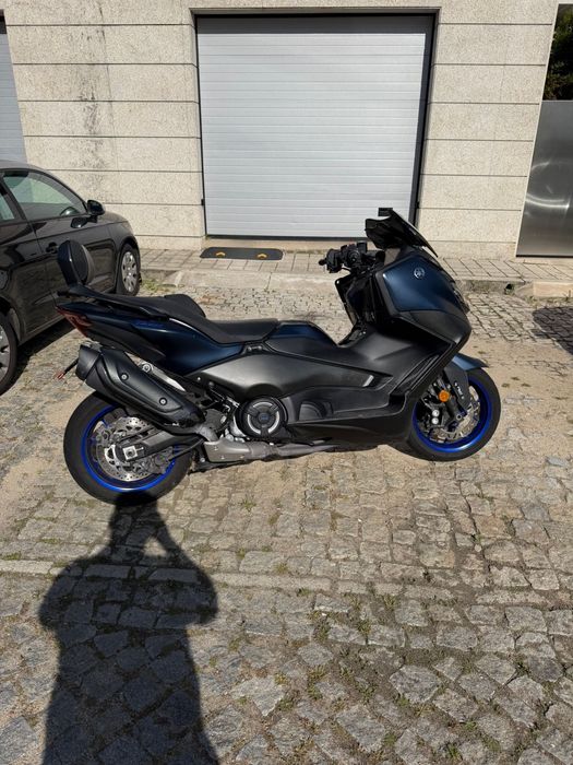 Yamaha TMAX 560 2022
