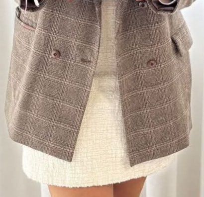 Saia curta feita à mão