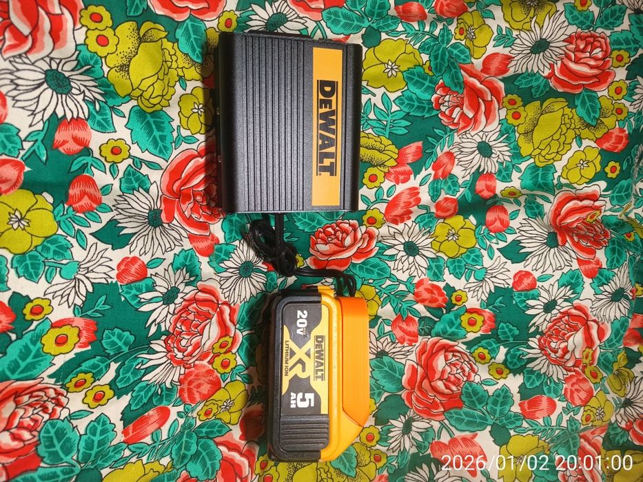 Інвертор DeWalt 2025