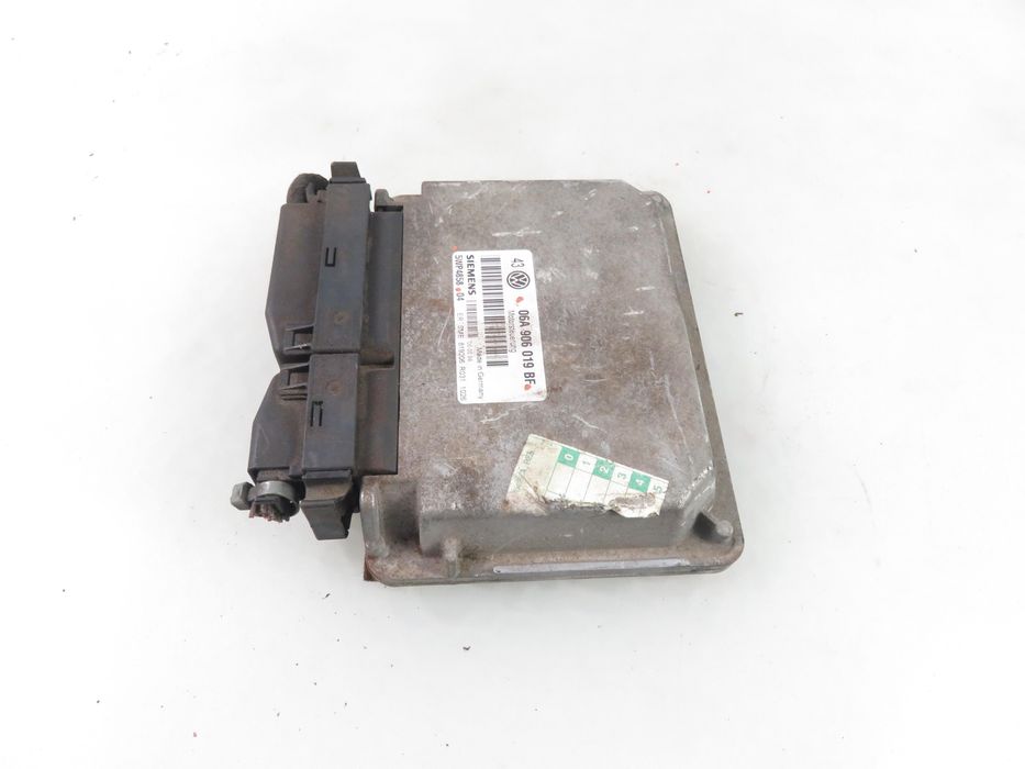 Sterownik Vw Golf IV 1.6 06a906019bf