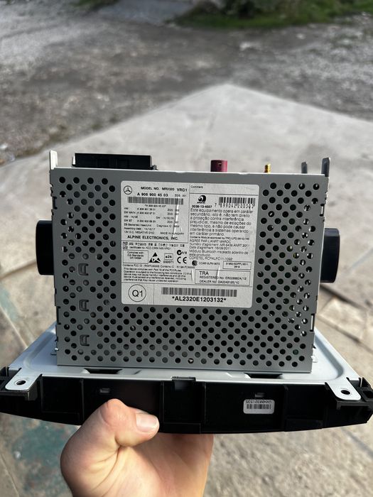 Магнитола Alpine MR2320 на Sprinter W906, Vito V639, V447,