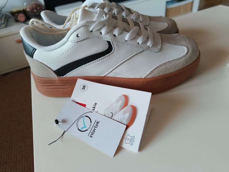 Buty damskie NOWE 38 sneakersy