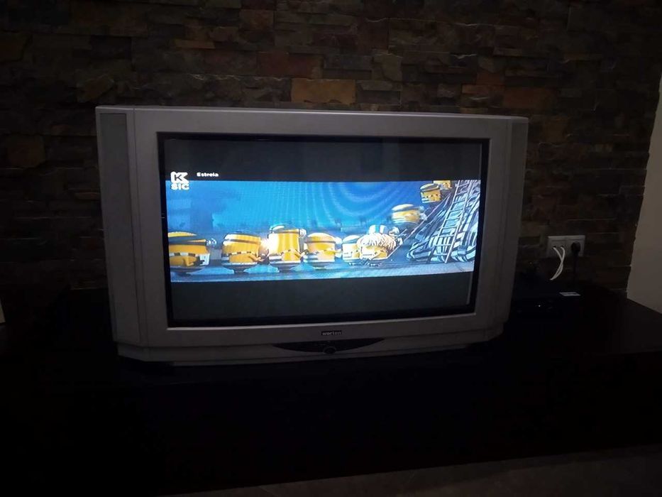 TV marca Worten cor cinzenta