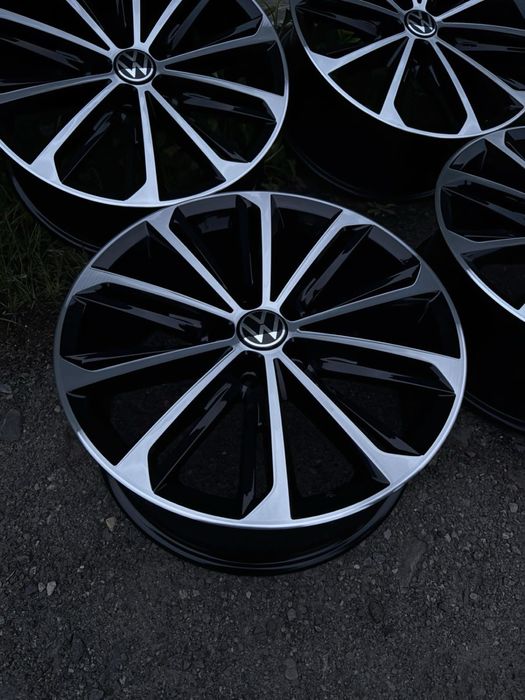 Диски 5/112r19 VW Passat R-line 8J ET 40 Verona