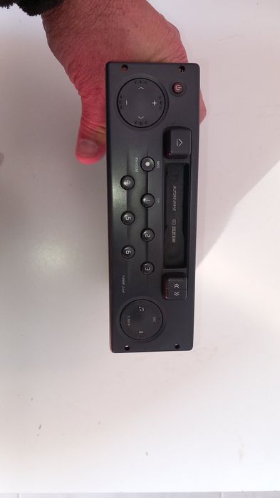 Auto Rádio original Renault Clio ano 2000/2000.