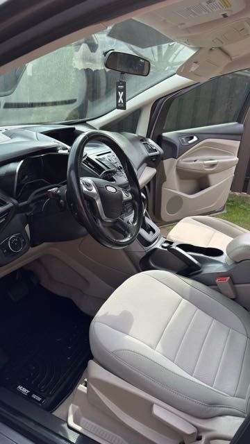 Продам власне авто Ford C-Max 2014 року.