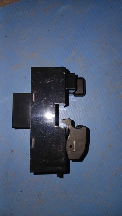 Comutador de vidros mitsubishi pagero de 1997