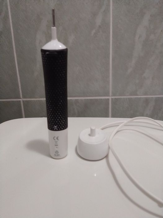 Escova de dentes elétrica Braun