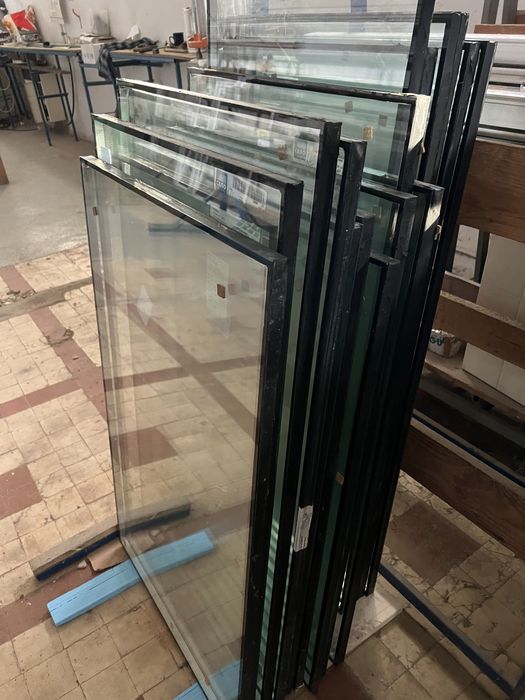 Продам Готові склопакети.