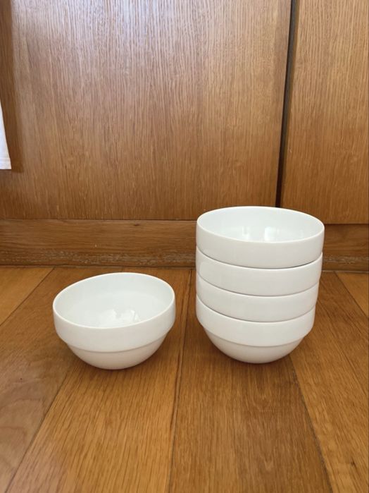 5 taças brancas simples