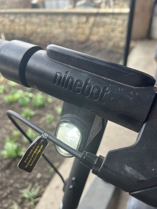 ЕлектросамокатNinebot E2