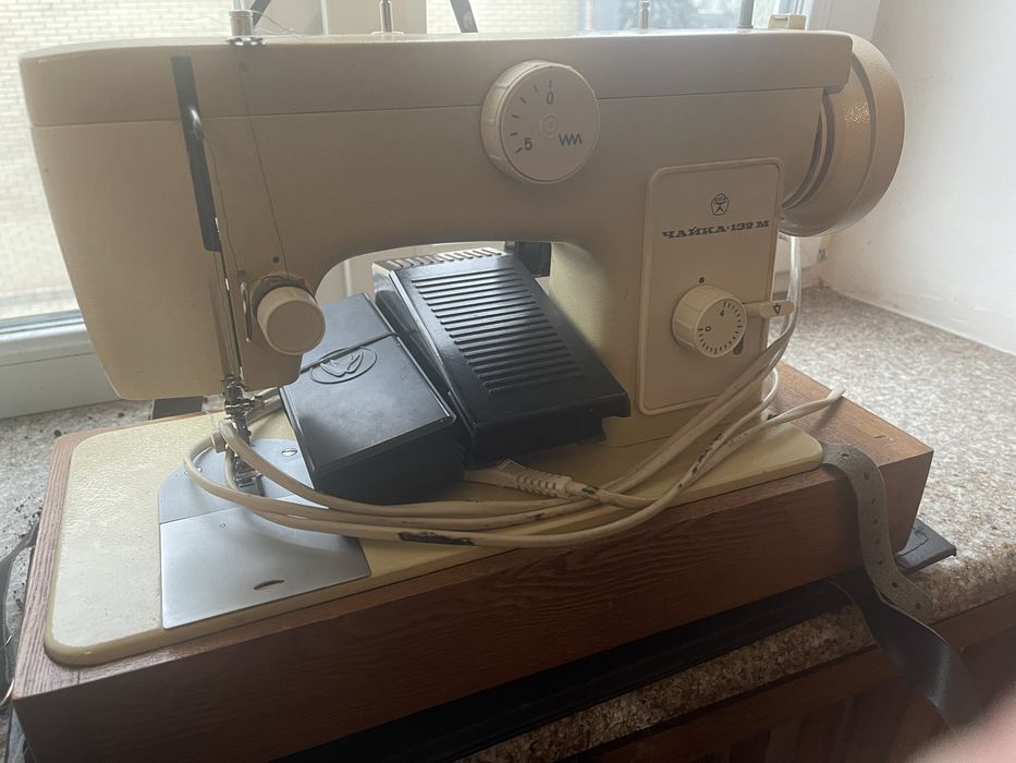 Швейна машинка чайка