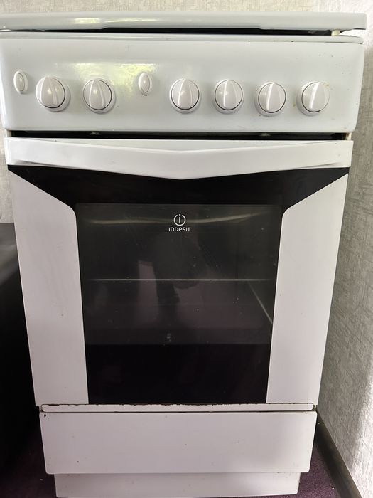 Газова плита Indesit