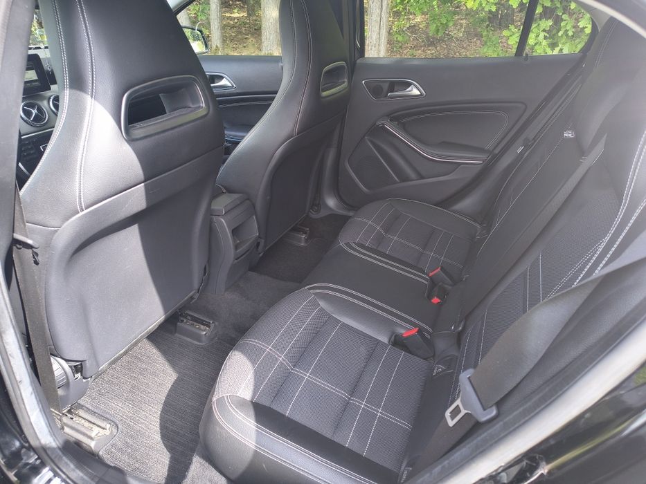 Mercedes-Benz  GLA   2.1
