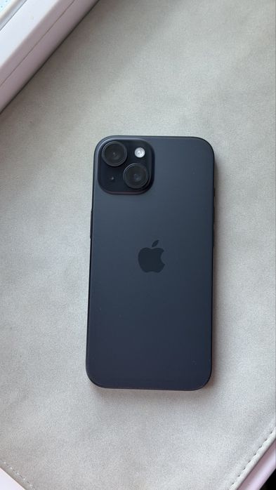 Продам IPhone 15
