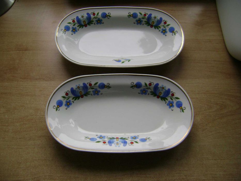 Starocie z PRL - Porcelana Lubjana = Zestaw 10 naczyń do wyboru ze wzorem kaszubskim