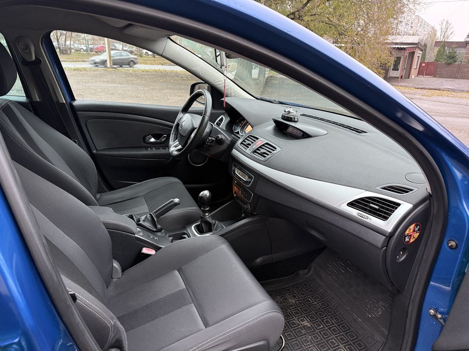 ОРЕНДА АВТО Renault Megane 3