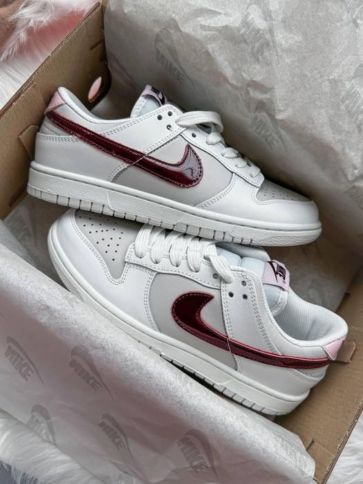Nike SB Dunk Low Sail Burgundy Crush жіночі кросівки найк сб данк