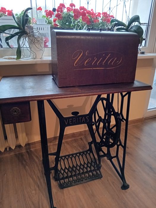 MASZYNA DO SZYCIA Veritas *zabytek*