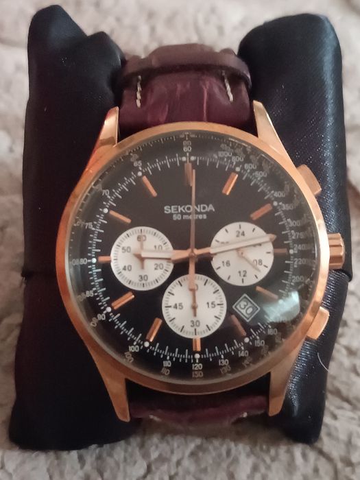 годинник "SEKONDA"