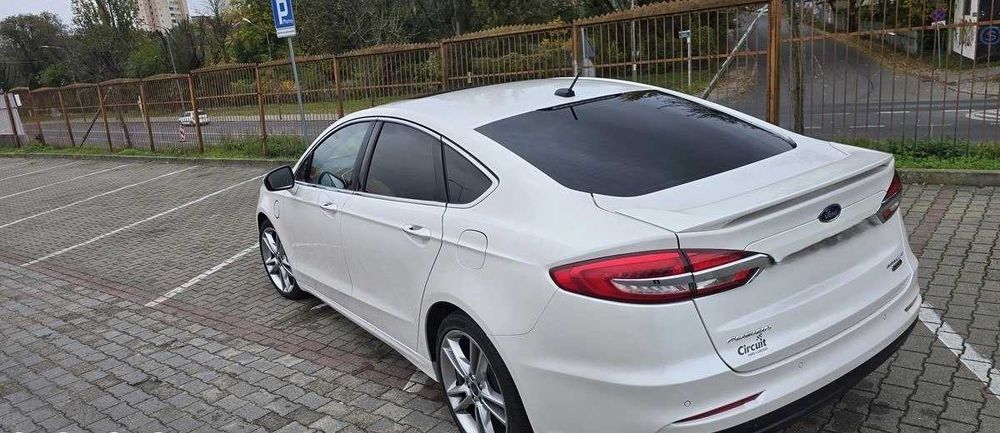 Ford Fusion 2020 року Plug-in Hybrid