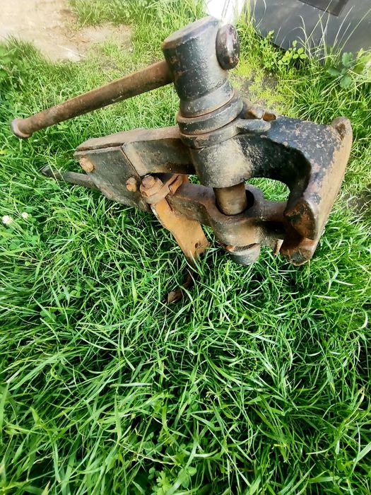 Kowadło dwurożne i Imadło kowalskie Zestaw