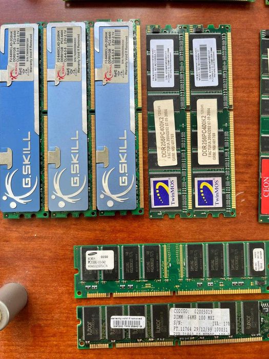Lote Memoria Ram Varias memórias