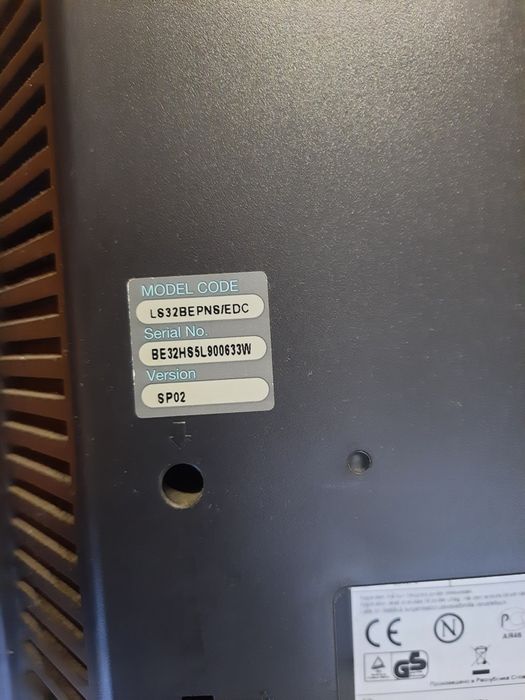 Монітор Samsung SyncMaster 320P 32
