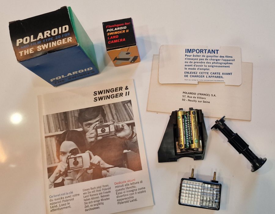 Camara Polaroid Swinger II com extras