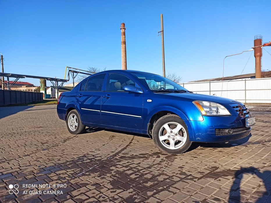 Чері Елара продам