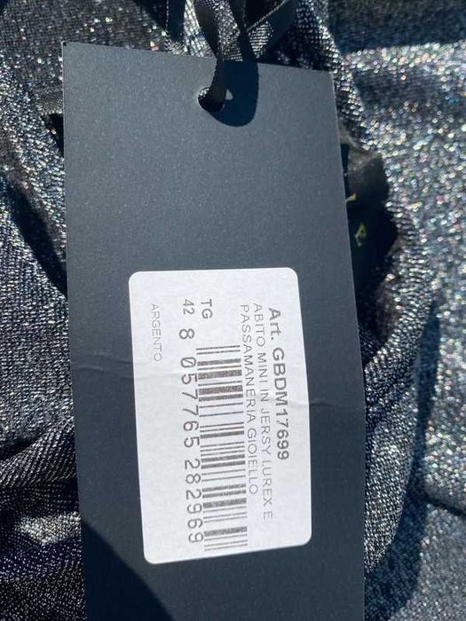 Vestido curto brilhante prateado Gaelle Paris