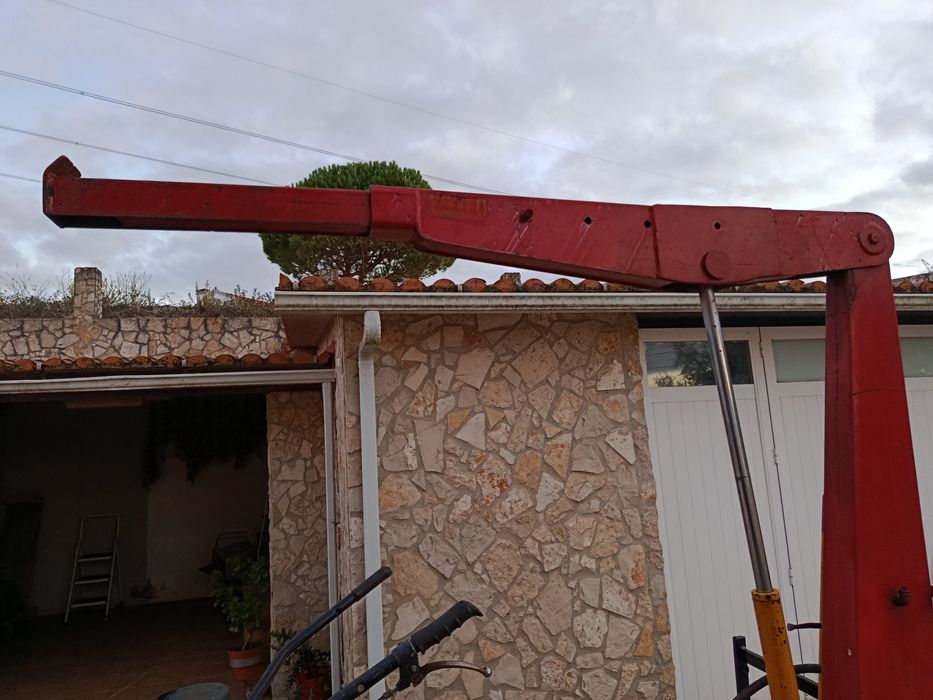 Grua de tirar motores