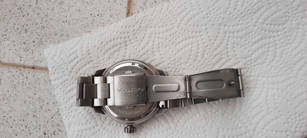 Relógio nautica em bom estado