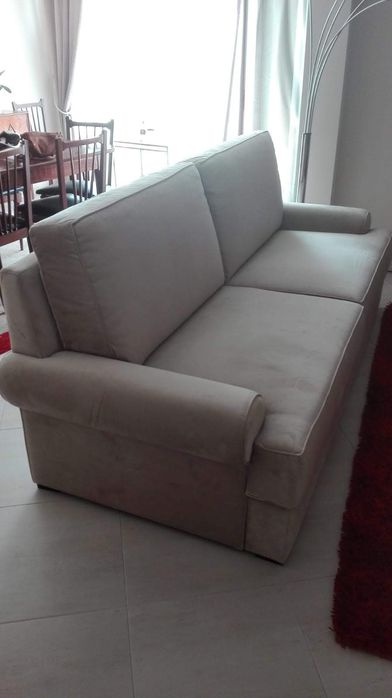 Sofá de 2 lugares