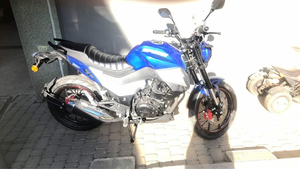 Мотоцикл Spark SP200R-33