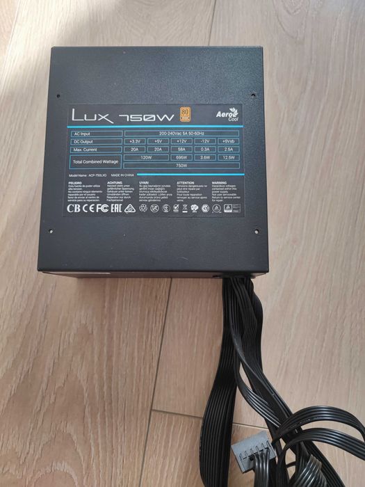 Aerocool LUX 750W 80+ Gold