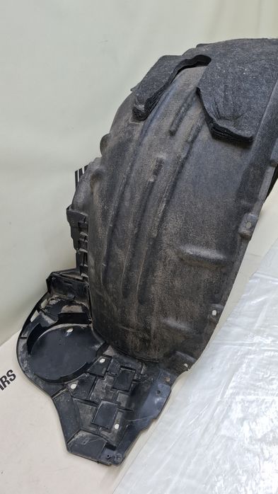VW Touareg 3, 2018- підкрилок задній, in05022